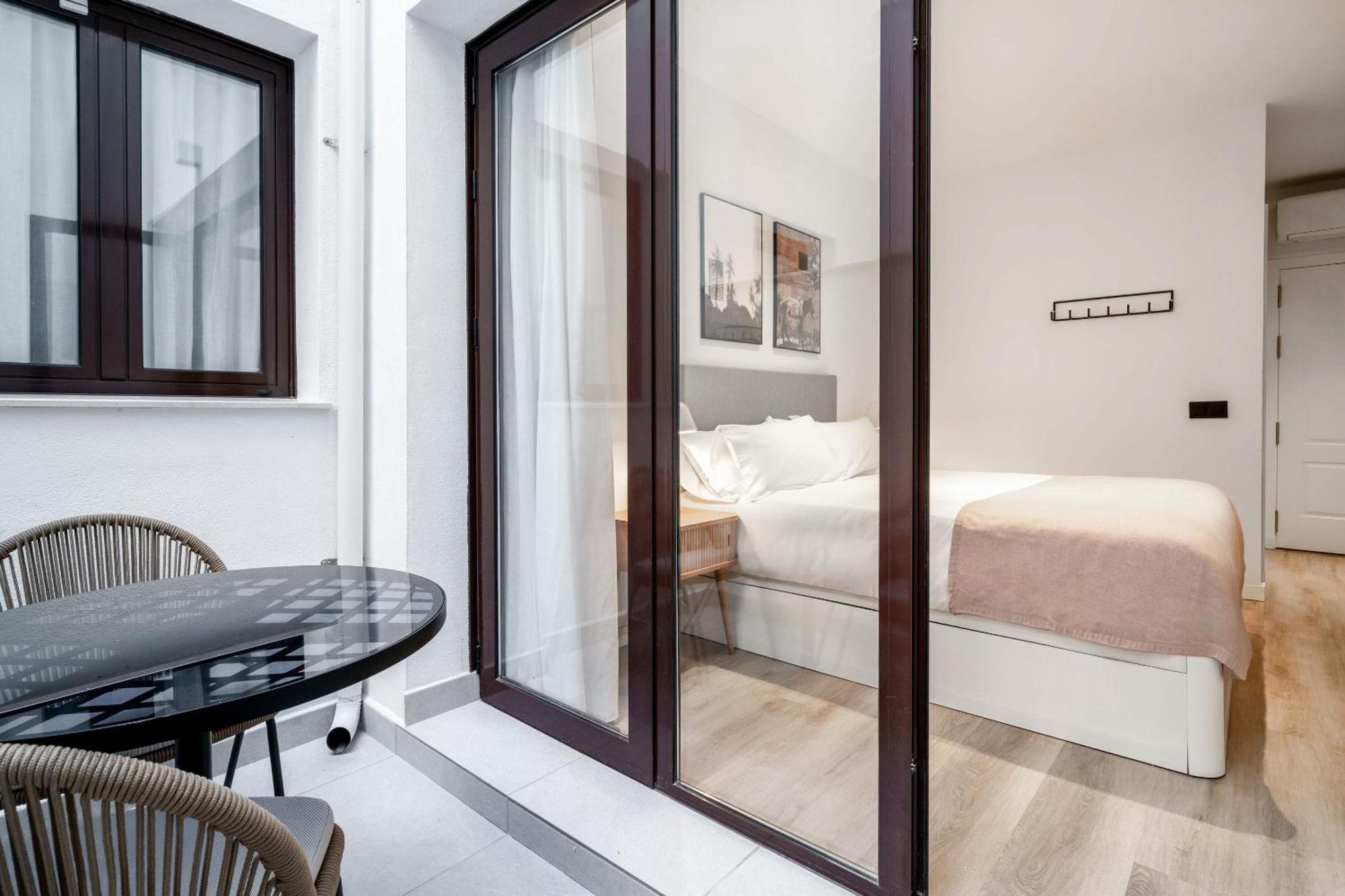 Apartment Limehome Calle Victoria Málaga